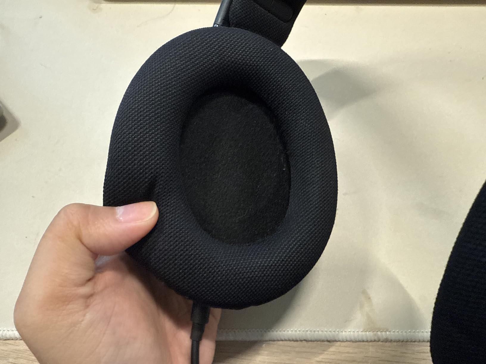 Philips Audio SHP9500 HiFi Precision Stereo Over-Ear Headphones (Black) - Customer Photo 1