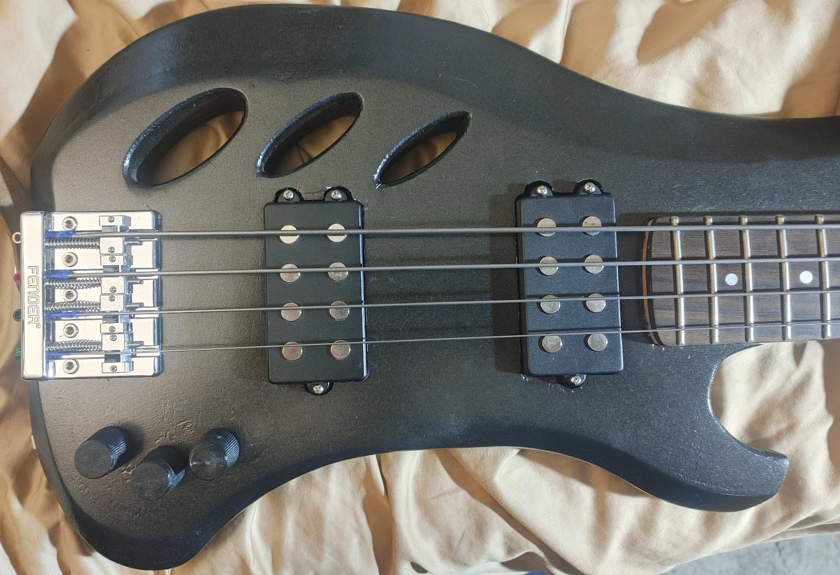 BQLZR Noiseless Good Balance 4 String Bass Pickup with 4 Color-Coded Conductors - Customer Photo 1