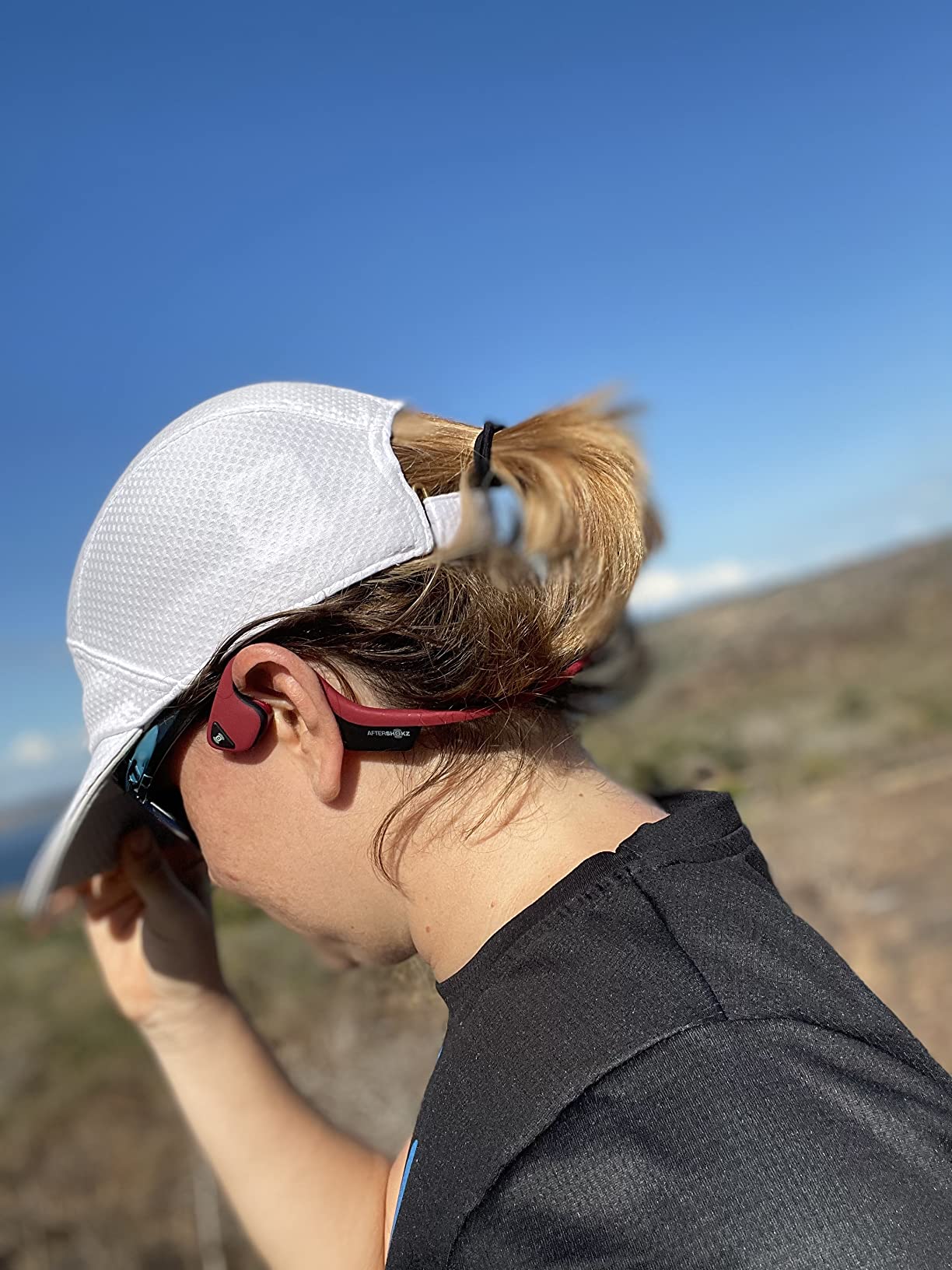 AfterShokz Air AS650CR Open-Ear Wireless Bone Conduction Headphones with Reflective Strips, Canyon Red Customer Review AfterShokz Air AS650CR Open-Ear Wireless Bone Conduction Headphones with Reflective Strips, Canyon Red - Customer Photo 3