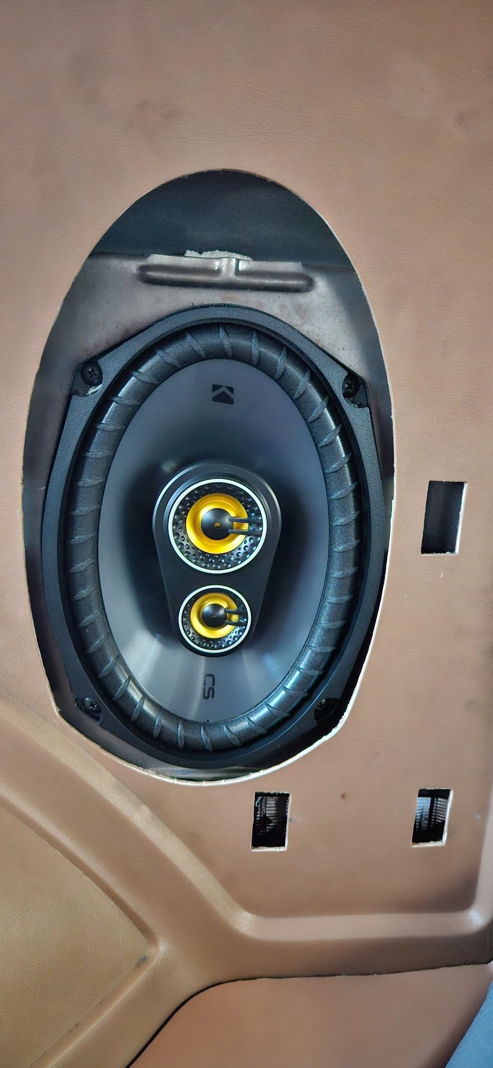 Kicker CS Series 150 Watt 6 x 9 Inch Car Audio Coaxial Speaker Pair, Black Customer Review Kicker CS Series 150 Watt 6 x 9 Inch Car Audio Coaxial Speaker Pair, Black - Customer Photo 1