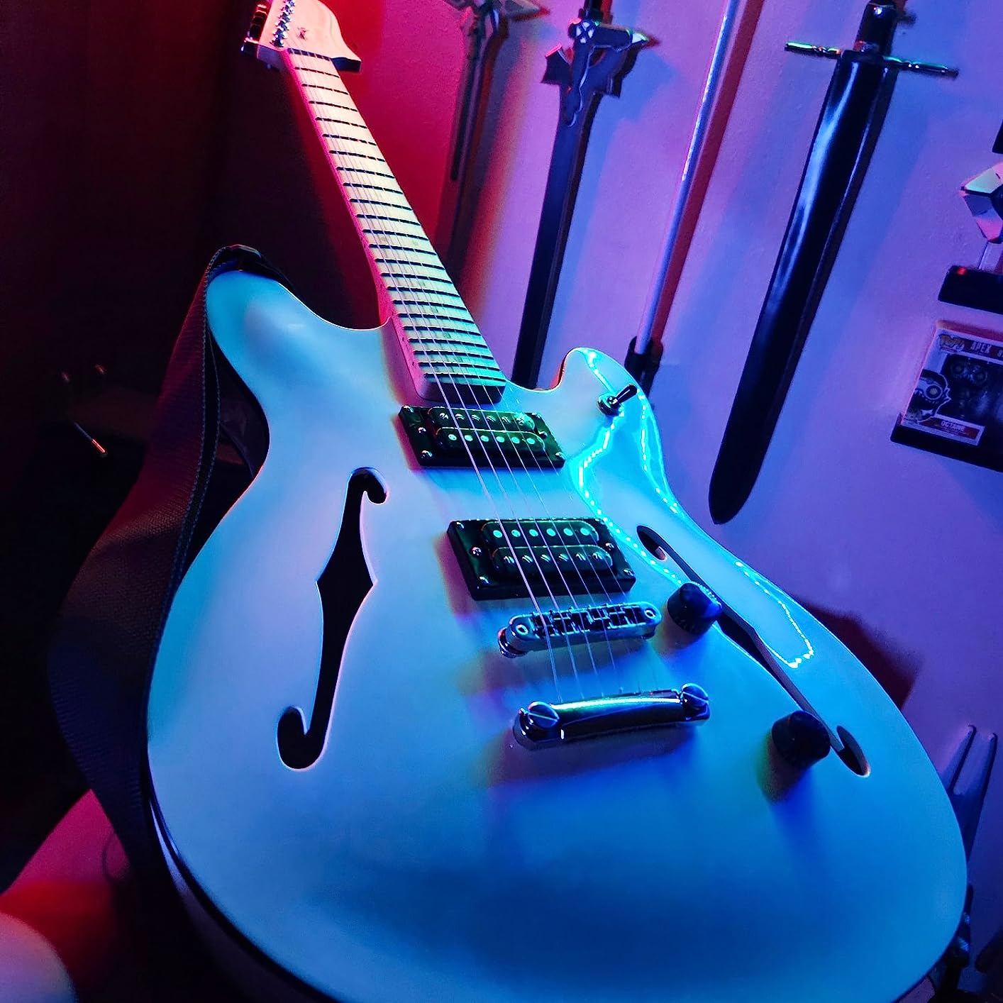 Fender Squier Affinity Series Starcaster Electric Guitar, 3-Color Sunburst - Customer Photo 1