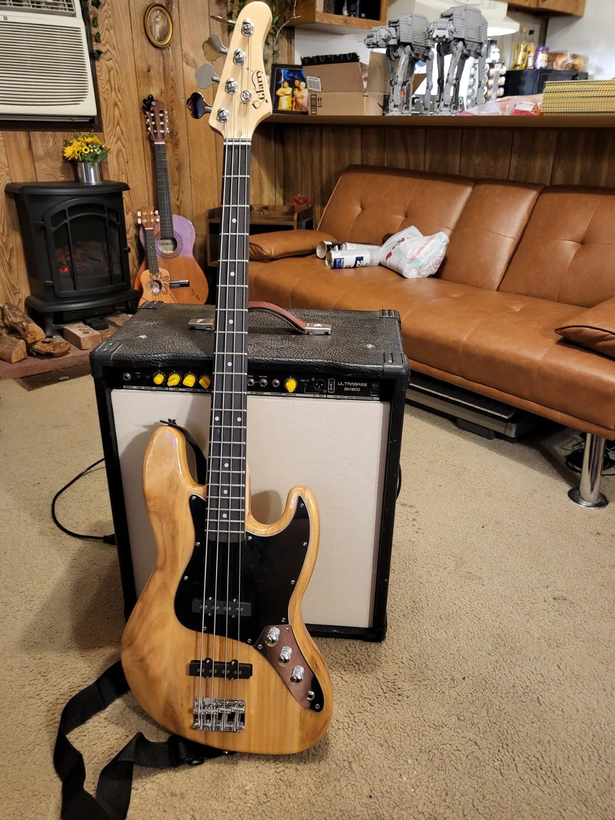 GLARRY Electric Bass Guitar Full Size 4 String Exquisite Stylish Bass with Power Line, Bag and Wrench Tool (Natural Wood) - Customer Photo 1