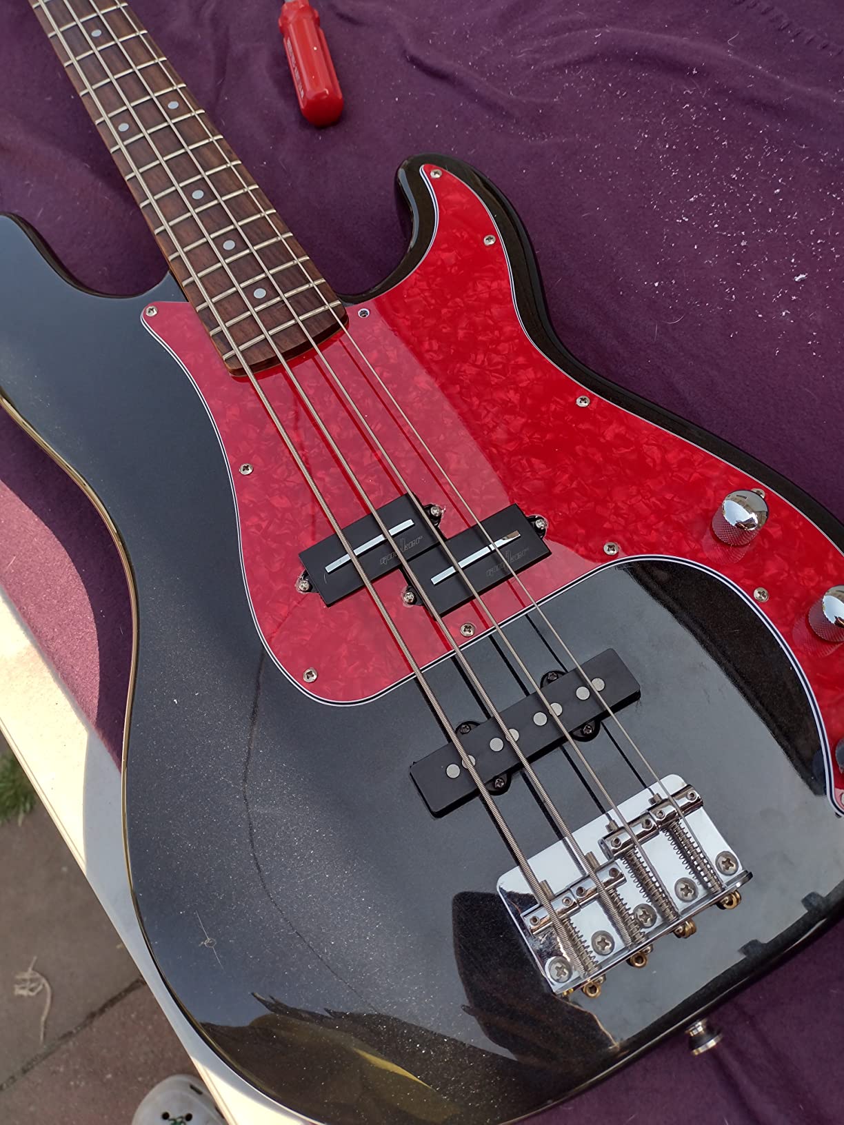 Guyker Electric Bass Pickups Ceramic Electric Precision BASS Piecewise Closed Hot Single Rail PB Precision Bass Pickups 1 Set, PB11 Black - Customer Photo 1