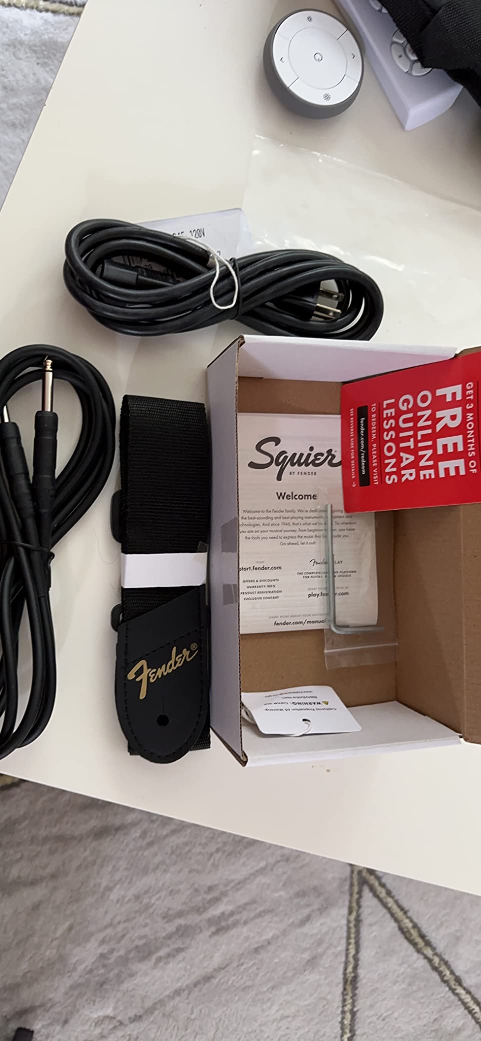 Squier Affinity Series Precision Bass Pack, 3-Color Sunburst, Laurel Fingerboard, with Gig Bag and Rumble 15 Amp - Customer Photo 2