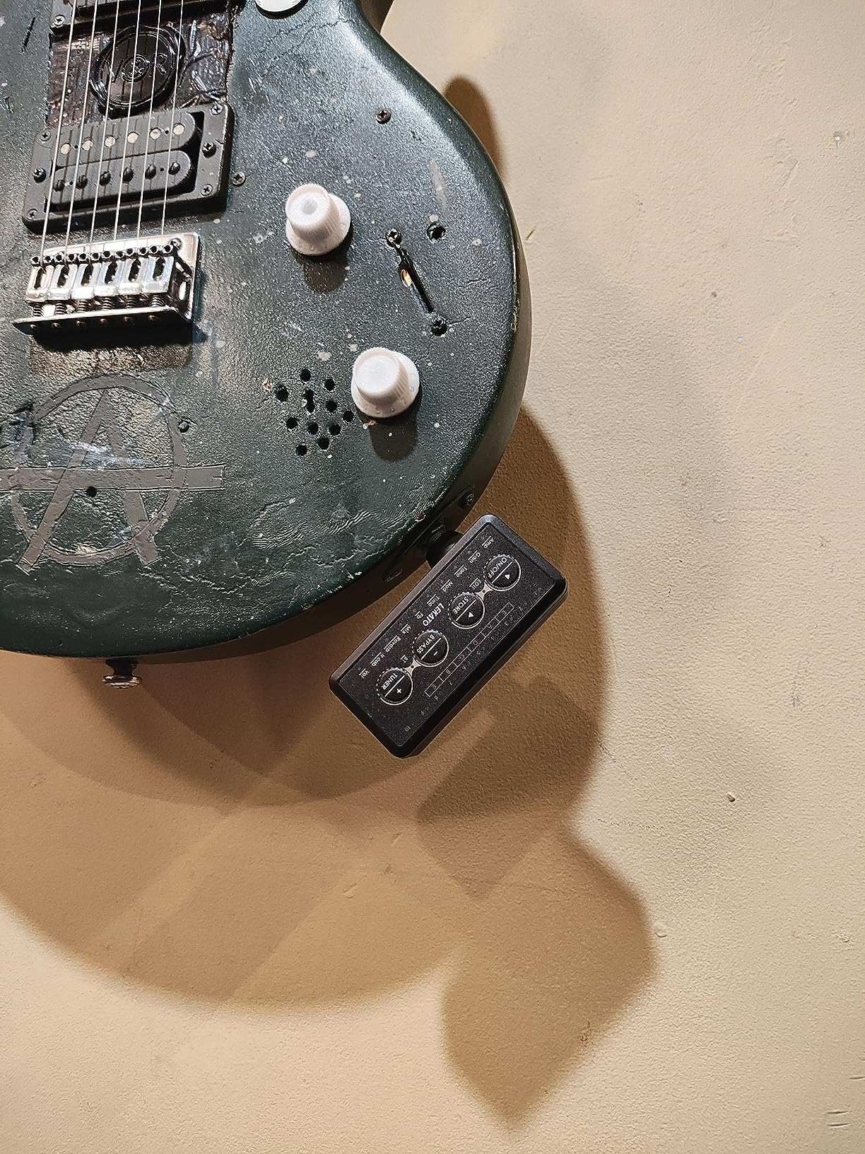 LEKATO Micro Guitar Headphone Amp Bass Guitar Headphone Amplifier with Multi Effects - Amp Models, IR Loading, Tuner, Rechargeable Electric Headphone Amplifier Delay Reverb Chorus Overdrive Portable - Customer Photo 2