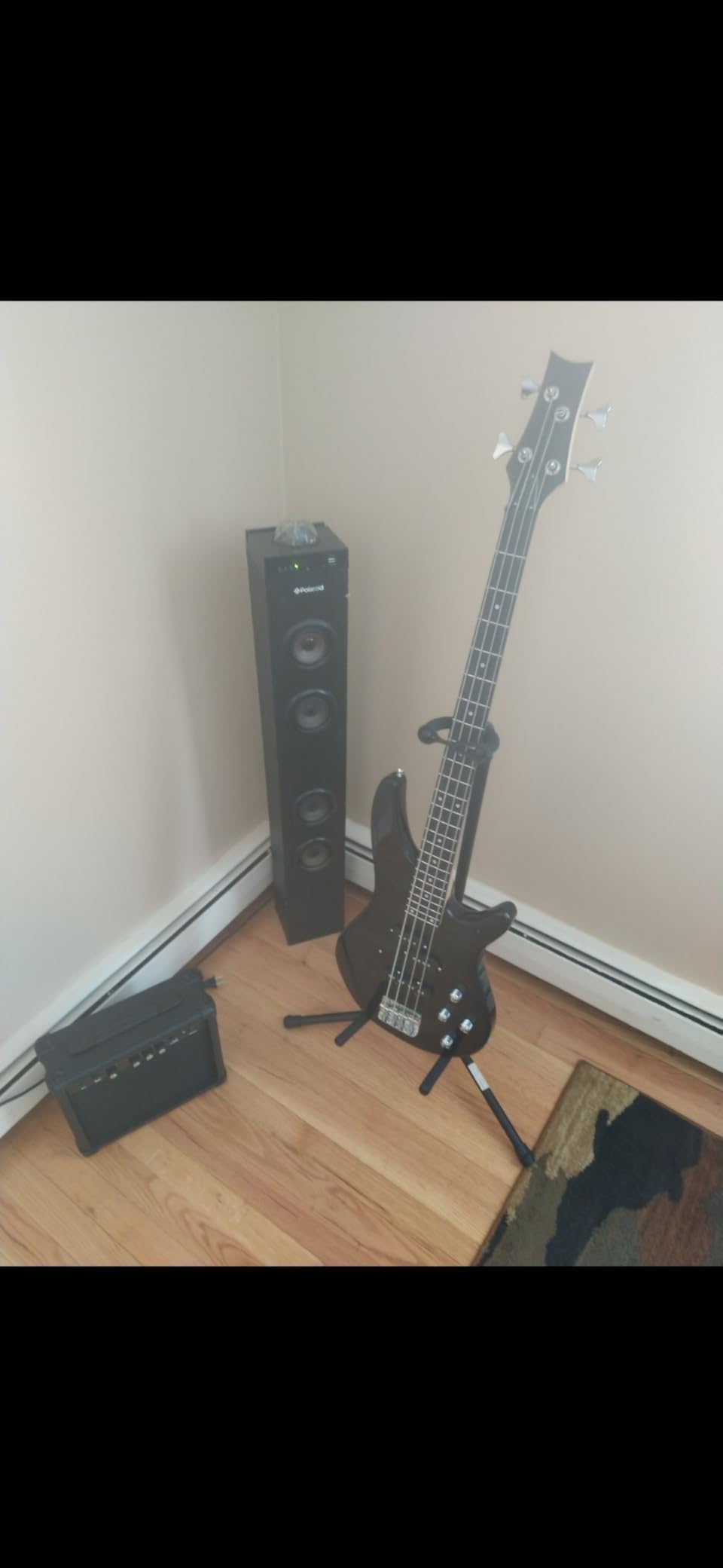 Ktaxon Electric Bass Guitar 5 String Bass Guitar with 20 Watt Amplifier, JB Type Pickup, Naturally air-dried Maple Neck, Rosewood Fretboard, Basswood Body(Sunset) - Customer Photo 2
