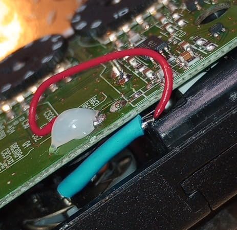 Vox amPlug 3 Plug-In Headphone Amplifier with Built-In Stereo Effects and Volume Control (Bass) - Customer Photo 2