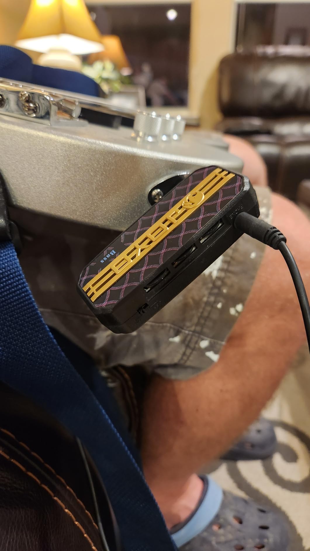Bass Headphone Amp Mini Guitar Bassist Practice Amplifier with Aux in Portable (JA-03) - Customer Photo 2